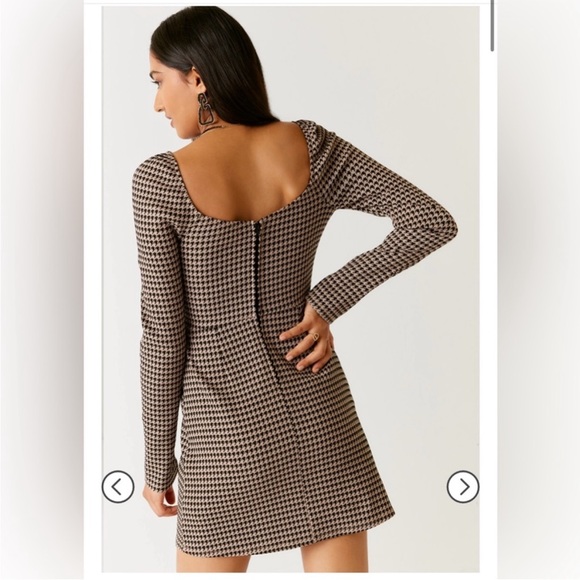 NEW Houndstooth Long Sleeve Minidress - Picture 2 of 5